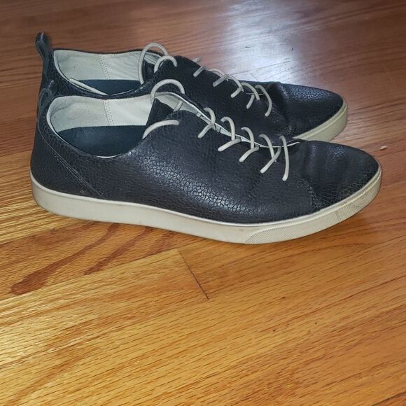 ECCO Black Leather Sneakers - Picture 1 of 8